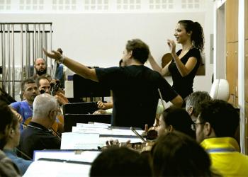 Ο Οργανισμός Πολιτισμού, Αθλητισμού και Νεολαίας του δήμου Αθηναίων μετά τη διοργάνωση εννέα συνεχόμενων επιτυχημένων σεμιναρίων, πρόσφερε και φέτος στους νέους Έλληνες μαέστρους τη δυνατότητα συμμετοχής στο Δέκατο Πανελλήνιο Masterclass Διεύθυνσης Ορχήστρας και Χορωδίας, το οποίο έχει επετειακό χαρακτήρα και πραγματοποιήθηκε στην Αθήνα από 23 έως 30 Απριλίου 2018.