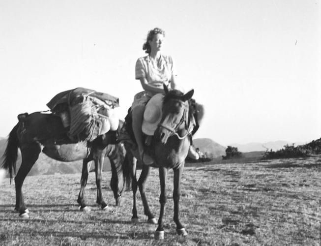 Joan Leigh Fermor. Φωτογράφος και αγαπημένη I Artist and Lover