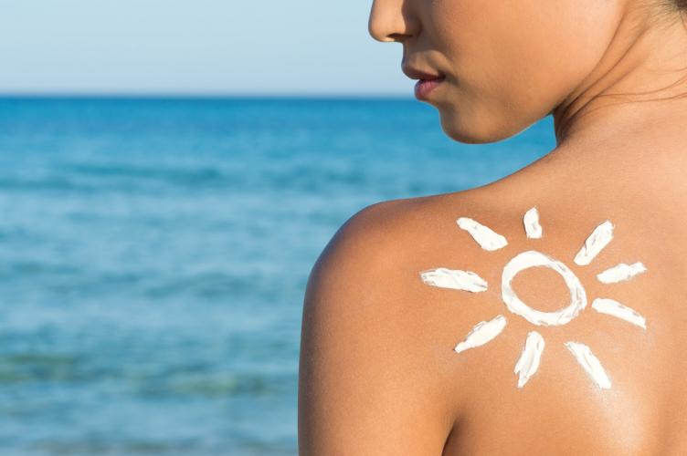 Γνωρίζουμε όλοι ότι η βιταμίνη D είναι απαραίτητη για την υγεία των οστών. Αυτό που δεν ξέραμε μέχρι πριν λίγα χρόνια είναι πόσο επηρεάζει άλλους τομείς της υγείας μας και πως.
