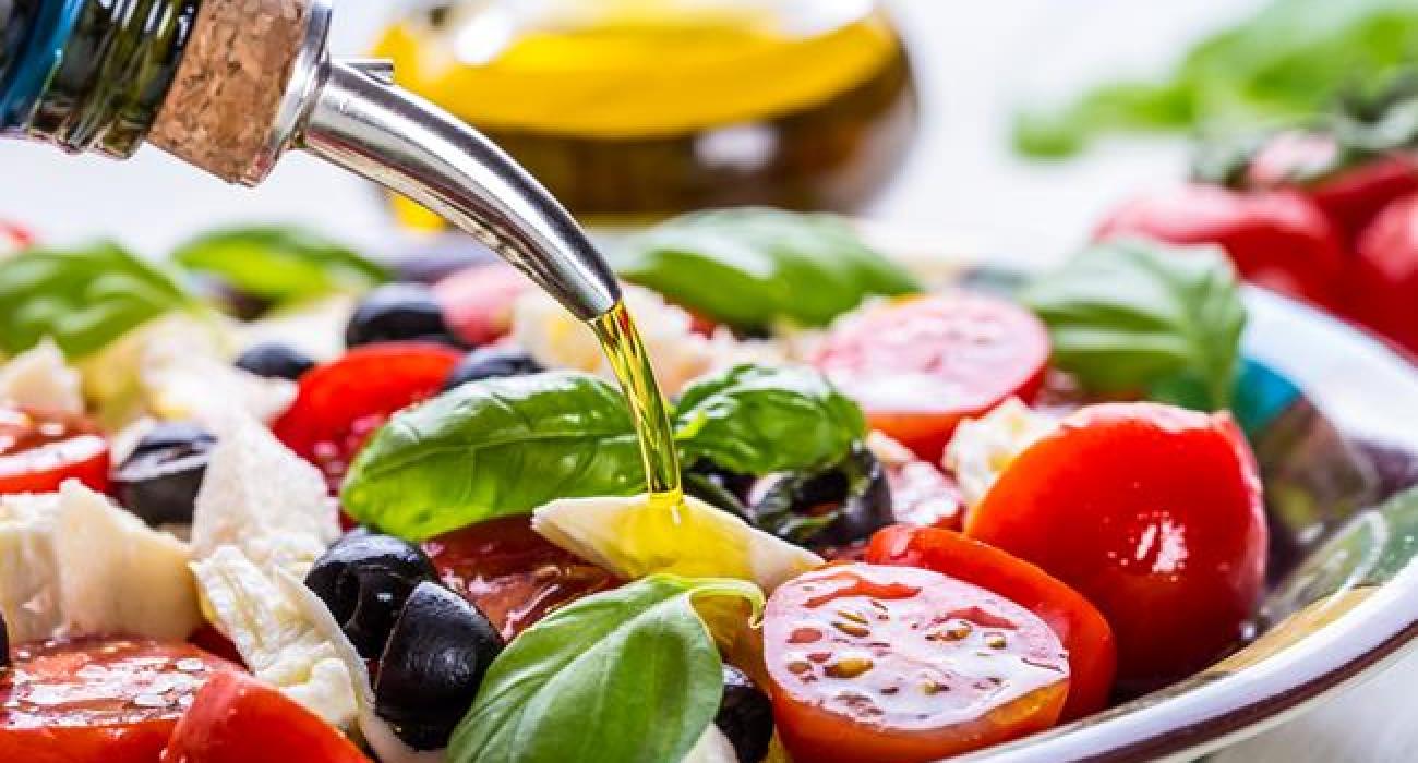 Η μεσογειακή διατροφή μειώνει τον κίνδυνο καρκίνου του μαστού
